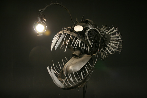 deep-dea-angler-light-1