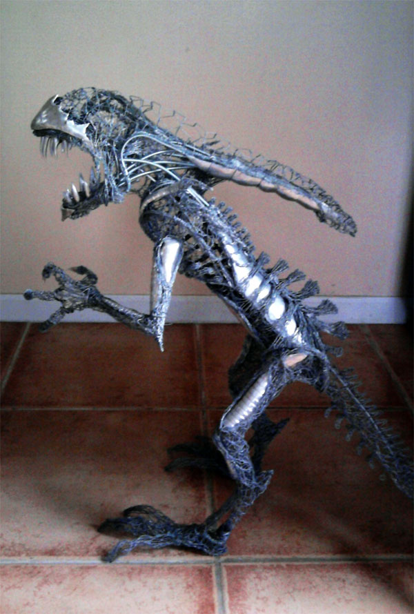 xenomorph-sculpture-wire-3
